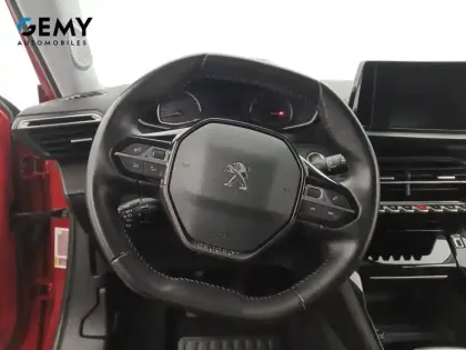 Photo 12 Peugeot 2008  PureTech 100 S&S BVM6