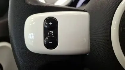 Photo 33 Renault Twingo  III Achat Intégral