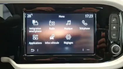 Photo 29 Renault Twingo  III Achat Intégral