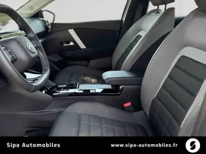 Photo 8 Citroën C4  Hybride 136 e-DCS6