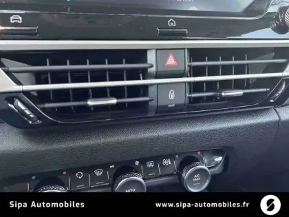 Photo 18 Citroën C4  Hybride 136 e-DCS6