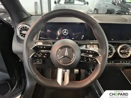 Photo 15 Mercedes GLB  200 d 8G-DCT