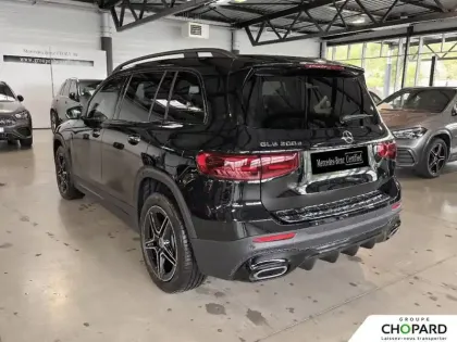 Photo 31 Mercedes GLB  200 d 8G-DCT