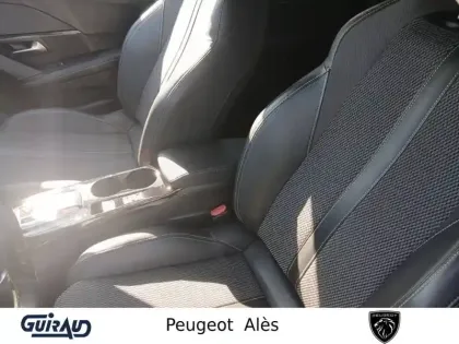 Photo 9 Peugeot 208  Hybrid 136 e-DCS6