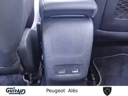 Photo 14 Peugeot 208  Hybrid 136 e-DCS6