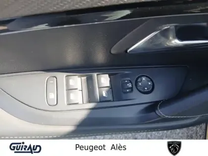 Photo 12 Peugeot 208  Hybrid 136 e-DCS6