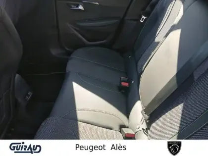 Photo 10 Peugeot 208  Hybrid 136 e-DCS6