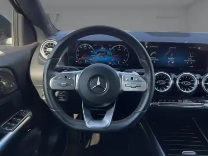 Photo 11 Mercedes GLA 200 d AMG Line