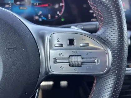 Photo 14 Mercedes GLA 200 d AMG Line