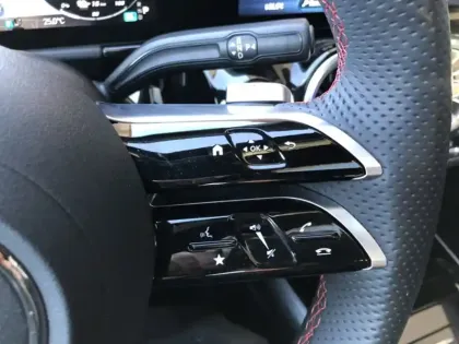 Photo 15 Mercedes GLA 250 e Hybrid EQ AMG Line