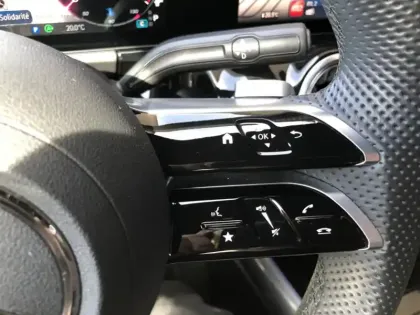 Photo 13 Mercedes GLA 200 d AMG Line