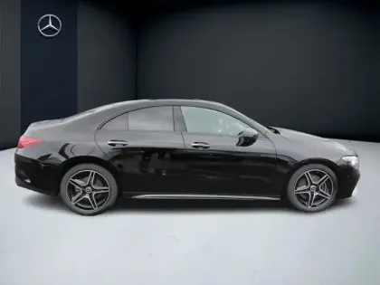 Photo 25 Mercedes CLA  200 d Coupé AMG Line