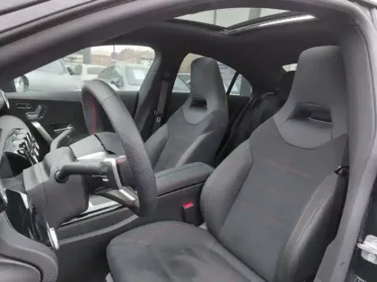 Photo 34 Mercedes CLA  200 d Coupé AMG Line