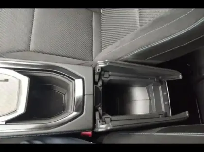 Photo 14 Renault Espace  1.2 E-Tech full hybrid 200ch esprit Alpine 7 places - 25