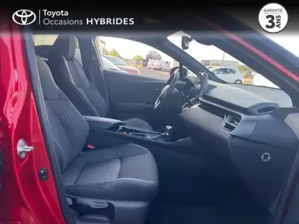 Photo 5 Toyota C-HR  1.8 Hybride 122ch Dynamic Ultimate E-CVT