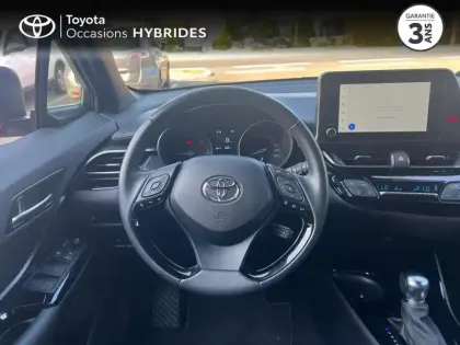 Photo 8 Toyota C-HR  1.8 Hybride 122ch Dynamic Ultimate E-CVT