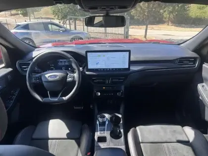 Photo 14 Ford Kuga  2.5 Duratec 180ch Hybrid FlexiFuel ST-Line X Powershift