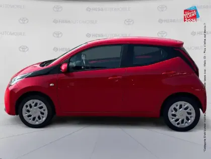 Photo 8 Toyota Aygo  1.0 VVT-i 72ch x-play MC18
