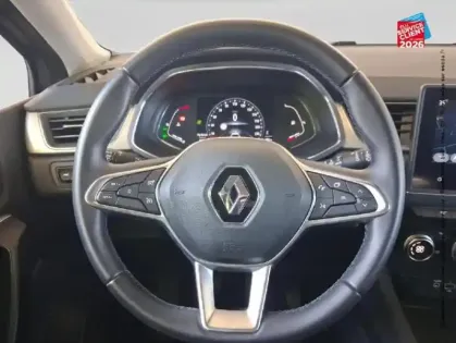 Photo 11 Renault Captur  1.5 Blue dCi 115ch Intens