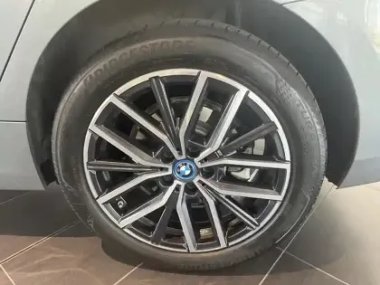 Photo 7 BMW Serie 2 Série 2 ActiveTourer 230e 326ch xDrive M Sport DKG7