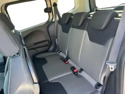 Photo 7 Ford Tourneo Courier  1.0E 100ch Titanium