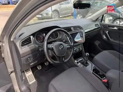 Photo 15 Volkswagen Tiguan  1.4 TSI 125ch Sound