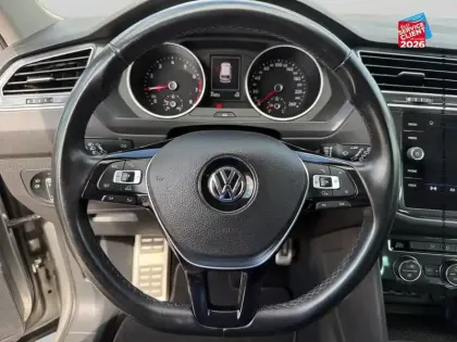 Photo 12 Volkswagen Tiguan  1.4 TSI 125ch Sound