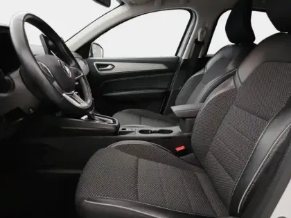 Photo 118 Renault Arkana  1.6 E-Tech hybride 145ch Techno -22