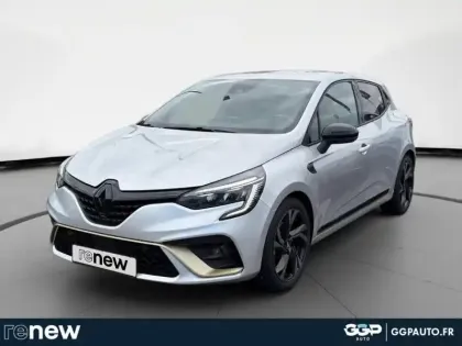 Photo Renault Clio E-tech Engineered
