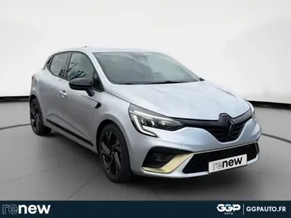Photo 21 Renault Clio  1.6 E-Tech hybride 145ch Engineered