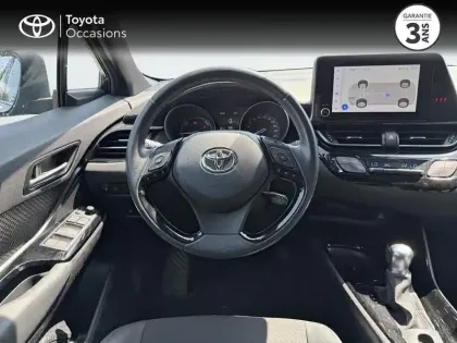 Photo 8 Toyota C-HR  2.0 Hybride 184ch Design Ultimate E-CVT