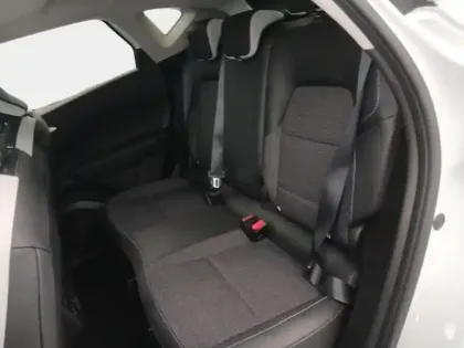 Photo 11 Renault Captur  1.6 E-Tech hybride 145ch Intens -21