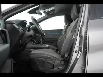 Photo 12 Renault Captur  1.6 E-Tech full hybrid 145ch Techno