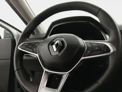 Photo 14 Renault Captur  1.6 E-Tech hybride 145ch Techno