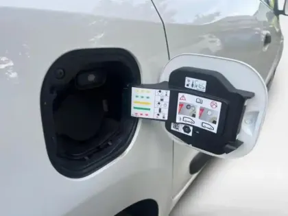Photo 9 Renault Twingo  E-Tech Electric Authentic R80 Achat Intégral