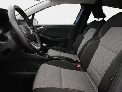 Photo 58 Renault Clio  1.5 Blue dCi 100ch Evolution