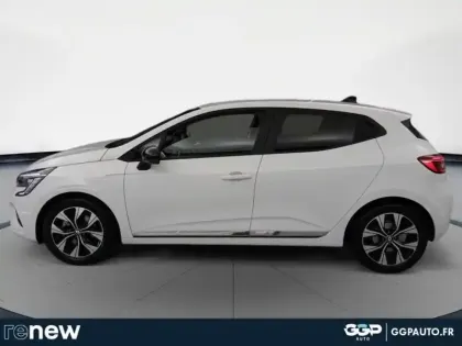 Photo 31 Renault Clio  1.6 E-Tech hybride 145ch Evolution