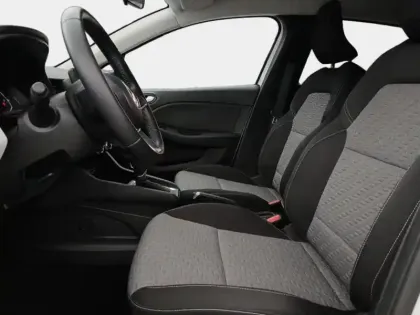 Photo 88 Renault Clio  1.6 E-Tech hybride 145ch Evolution