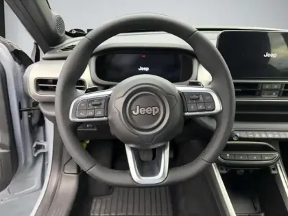 Photo 25 Jeep Avenger  1.2 Turbo T3 100ch MHEV Summit BVR6 eHybrid