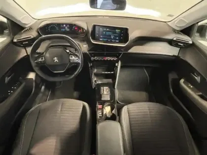 Photo 7 Peugeot 208  e- 136 Style Camera 180 Carplay Led