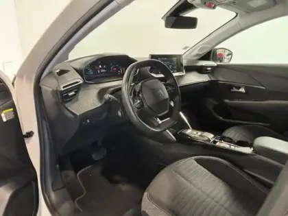 Photo 6 Peugeot 208  e- 136 Style Camera 180 Carplay Led