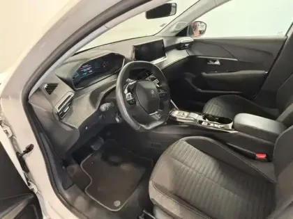 Photo 13 Peugeot 208  e- 136 Style Camera 180 Carplay Led