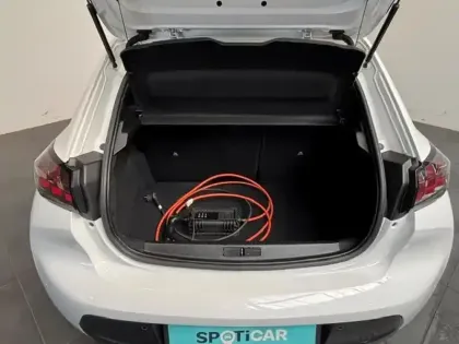 Photo 11 Peugeot 208  e- 136 Style Camera 180 Carplay Led