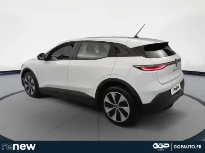 Photo 17 Renault Megane  E-Tech Electric EV60 130ch Evolution ER super charge -B