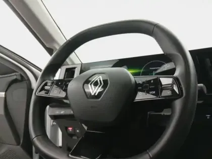 Photo 14 Renault Megane  E-Tech Electric EV60 130ch Evolution ER super charge -B