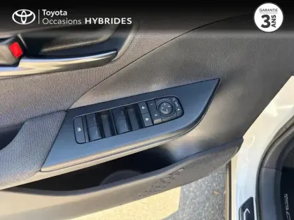 Photo 13 Toyota C-HR  2.0 Hybride 200ch Design MY25