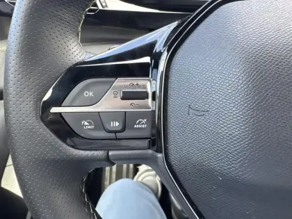 Photo 22 Peugeot 308  PHEV 225ch GT e-EAT8