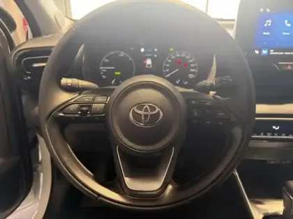 Photo 11 Toyota Yaris  116h Dynamic Business + Programme Toyota Experience 5p MY25