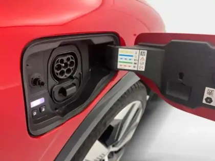 Photo 9 Renault Megane  E-Tech Electric EV60 220ch Techno super charge