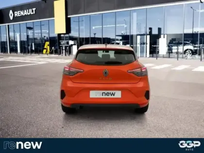 Photo 7 Renault Clio  1.6 E-Tech 145ch full hybrid Evolution
